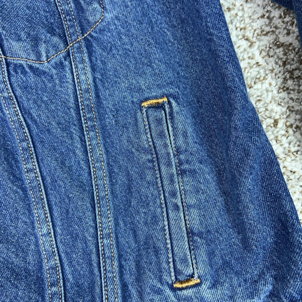 Levis Jacket Womens L Blue Jean Denim Trucker Western Casual Workwear Classic - Picture 2 of 9